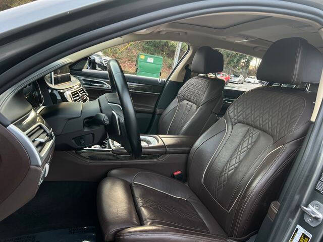 2017 BMW 7 Series 740i xDrive