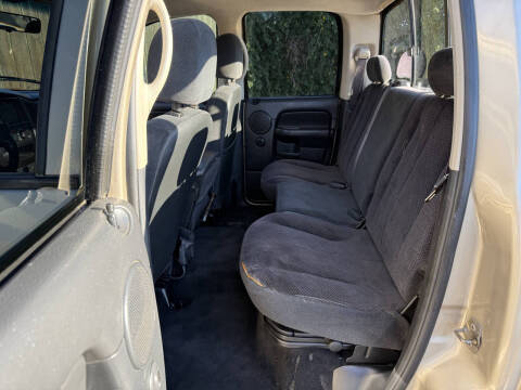 2004 Dodge Ram 2500 SLT