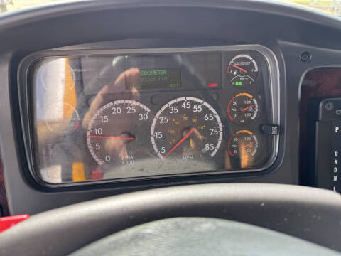 2019 Freightliner M2 106