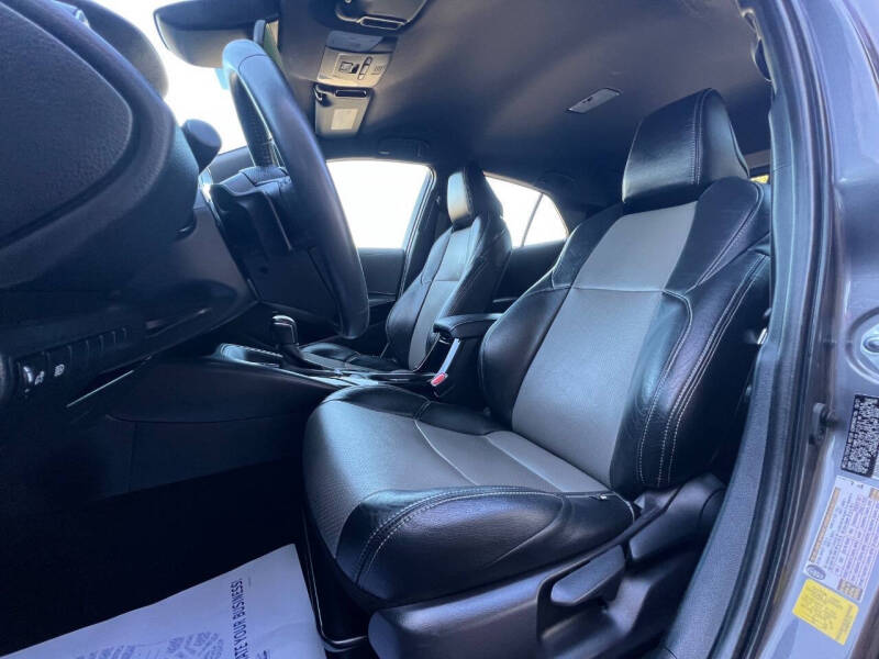 2021 Toyota Corolla Hatchback SE