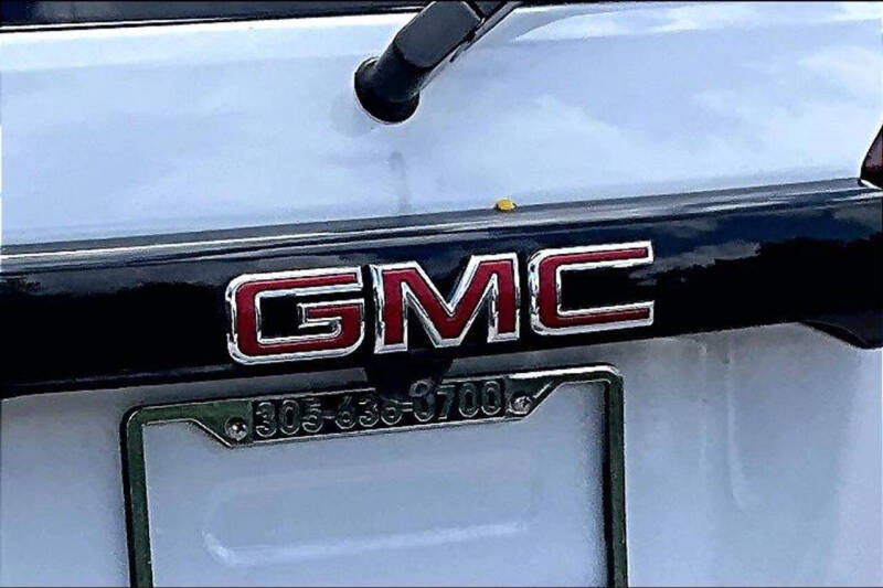 2021 GMC Acadia SLE