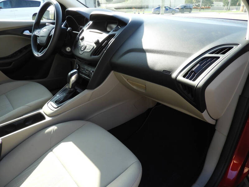 2016 Ford Focus SE
