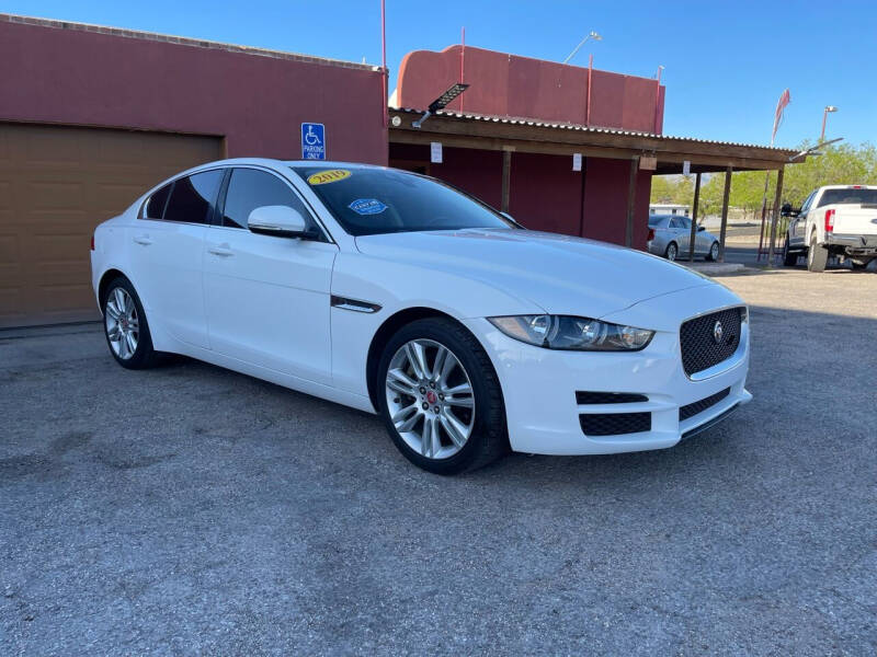 2019 Jaguar XE Base photo 24