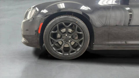 2018 Chrysler 300 S