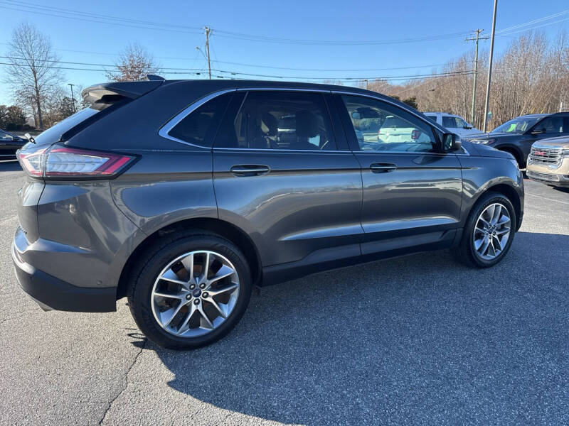 2018 Ford Edge Titanium