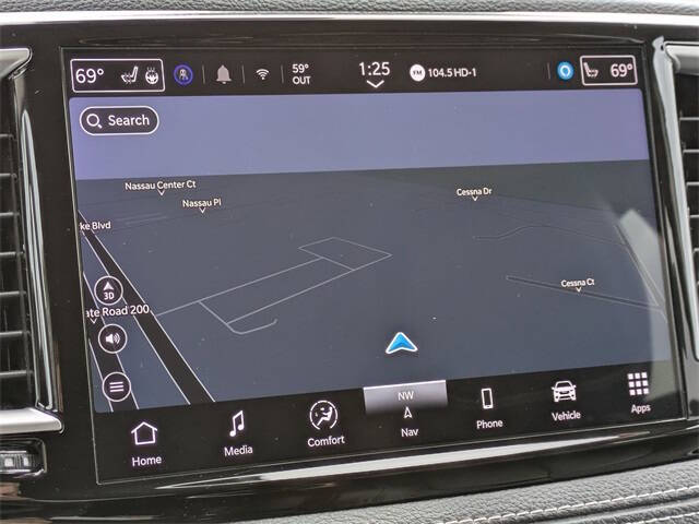 2024 Chrysler Pacifica Plug-In Hybrid Select