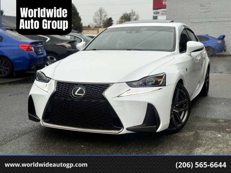 2017 Lexus IS 300 Base's photo