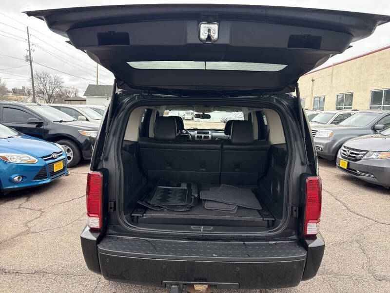 2010 Dodge Nitro Shock