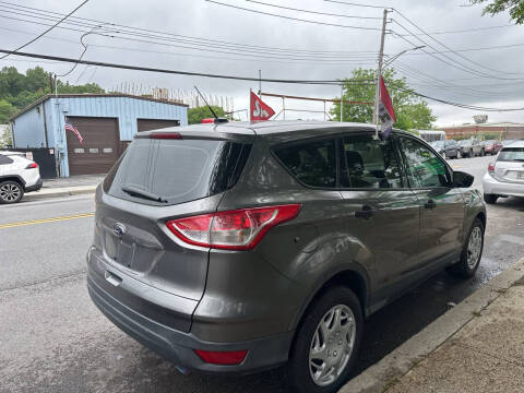 2014 Ford Escape S