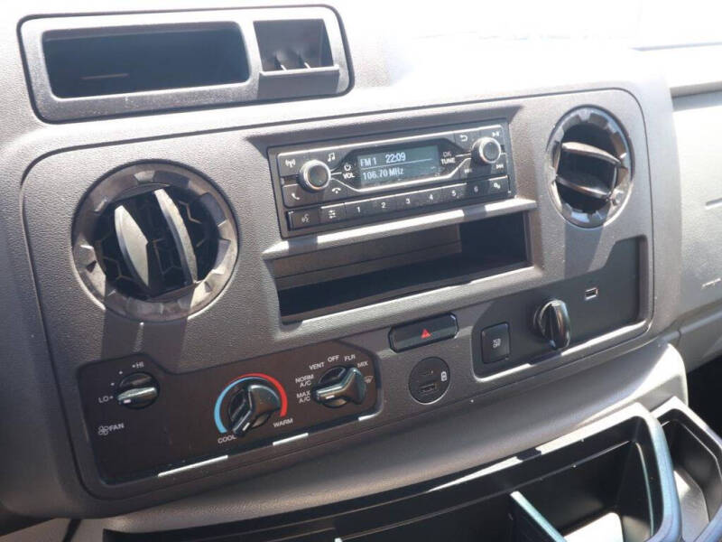 2024 Ford E-Series