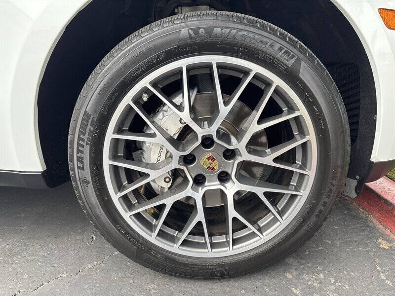 2016 Porsche Macan S