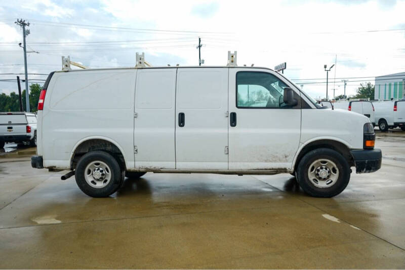 2019 Chevrolet Express 2500