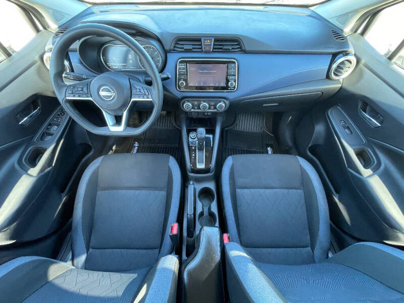 2023 Nissan Versa SV