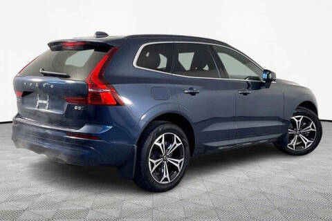2022 Volvo XC60 B5 Momentum