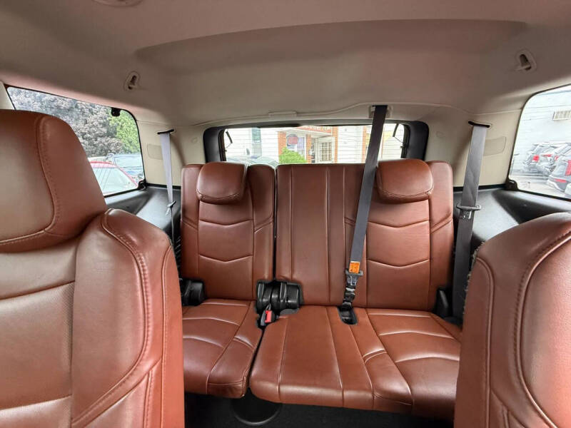 2017 Cadillac Escalade Premium Luxury