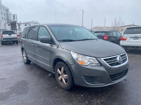2010 Volkswagen Routan for sale at Creekside Auto Sales in Pocatello ID