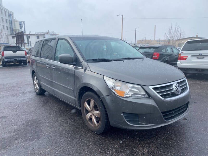 2010 Volkswagen Routan for sale at Creekside Auto Sales in Pocatello ID