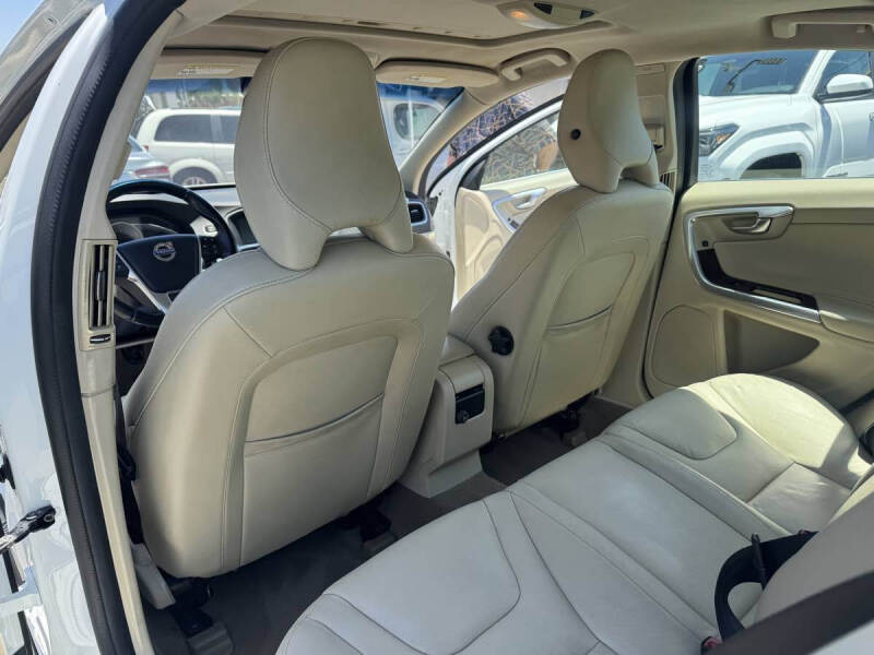 2015 Volvo S60 T5 Drive-E Premier