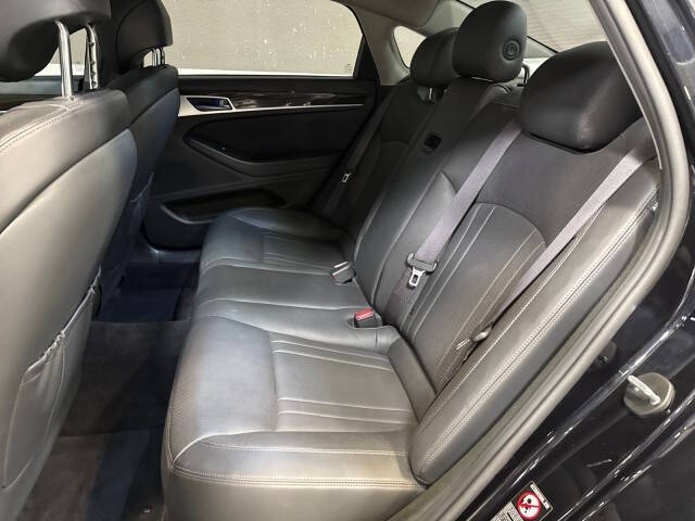 2020 Genesis G80