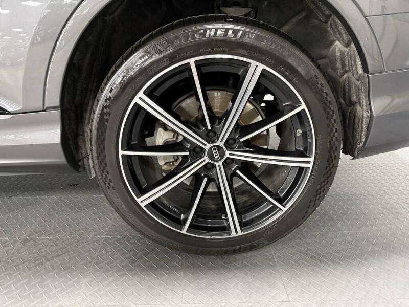 2023 Audi Q7 quattro Premium Plus 55 TFSI