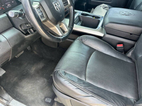 2016 RAM 1500 Laramie