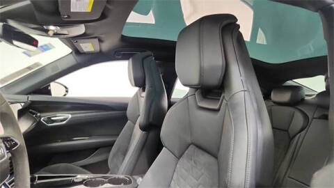 2022 Audi e-tron GT quattro Premium Plus