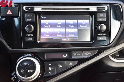 2017 Toyota Prius c One