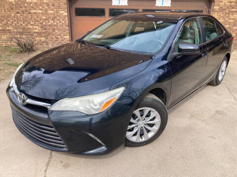 2015 Toyota Camry for sale at K2 Autos in Holland MI