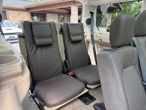 2016 Land Rover LR4 HSE LUX