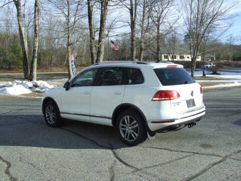 2016 Volkswagen Touareg VR6 Lux