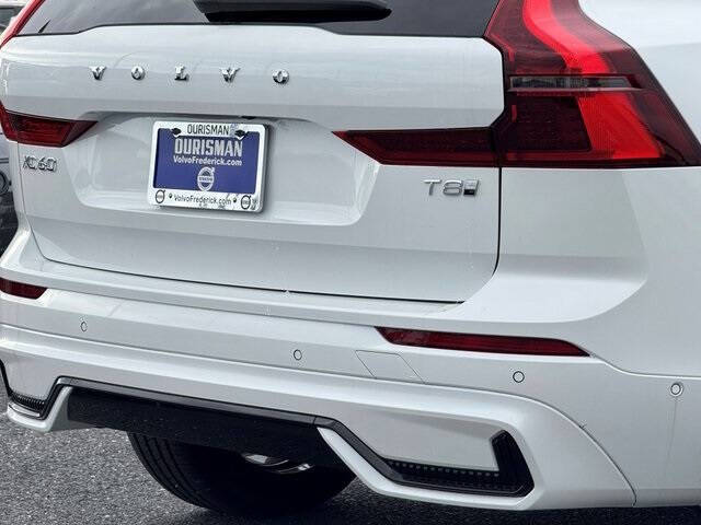 2026 Volvo XC60 T8 Plus