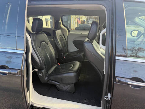 2018 Chrysler Pacifica Touring L