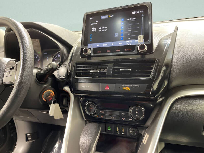 2023 Mitsubishi Eclipse Cross LE