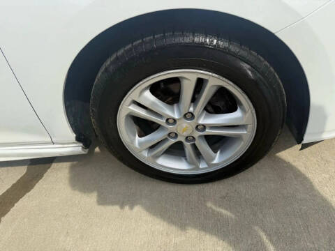 2017 Chevrolet Cruze LT Auto