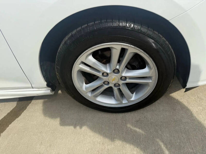 2017 Chevrolet Cruze LT Auto