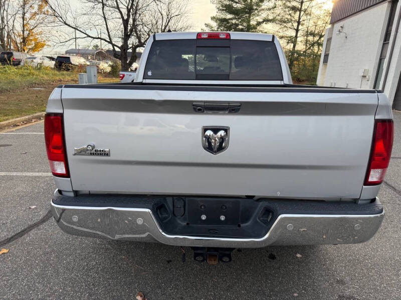2018 RAM 1500 SLT
