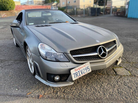 2005 Mercedes-Benz SL-Class for sale at Bright Star Motors in Tacoma WA