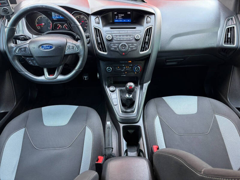 2016 Ford Focus ST