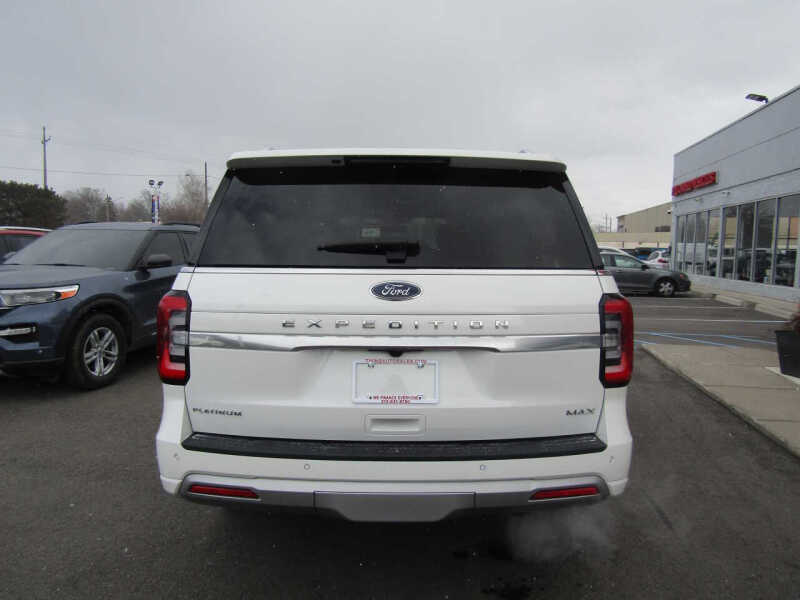 2023 Ford Expedition MAX Platinum