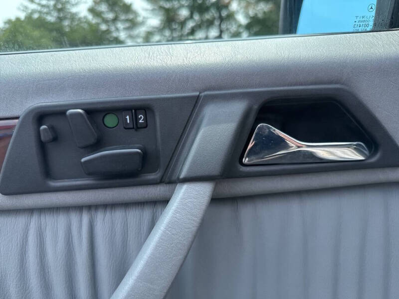 1995 Mercedes-Benz E-Class E 320