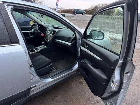 2013 Subaru Outback 2.5i Premium