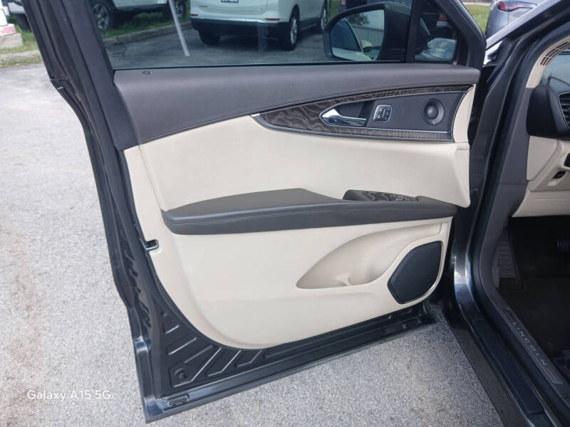 2019 Lincoln Nautilus Reserve