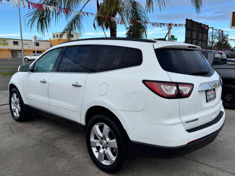 2017 Chevrolet Traverse LT