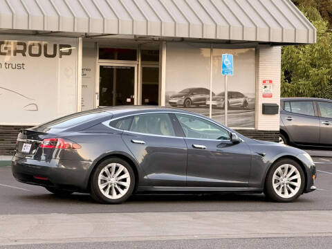 2016 Tesla Model S
