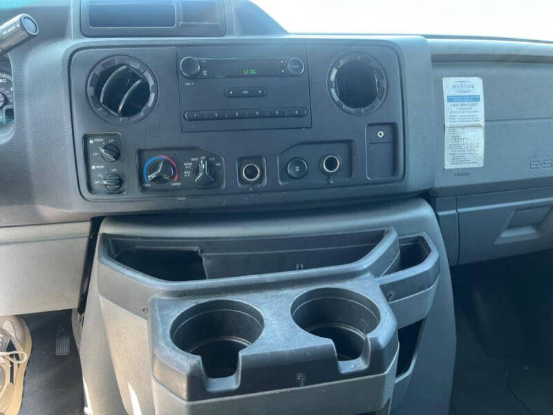 2014 Ford E-Series E-250