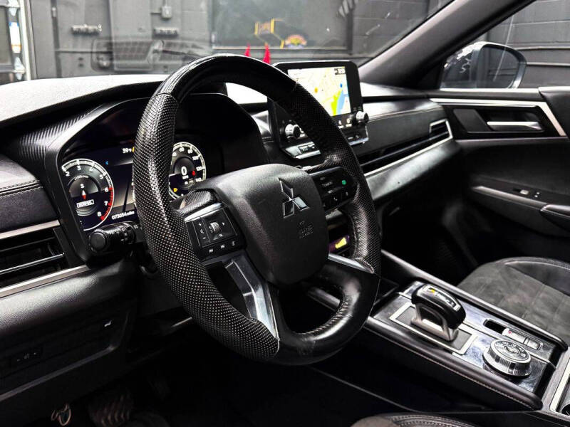 2023 Mitsubishi Outlander