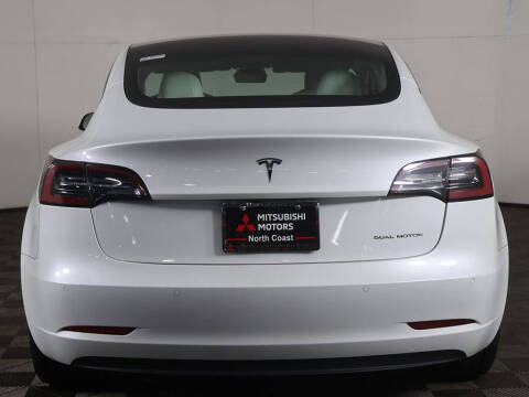 2022 Tesla Model 3 Long Range