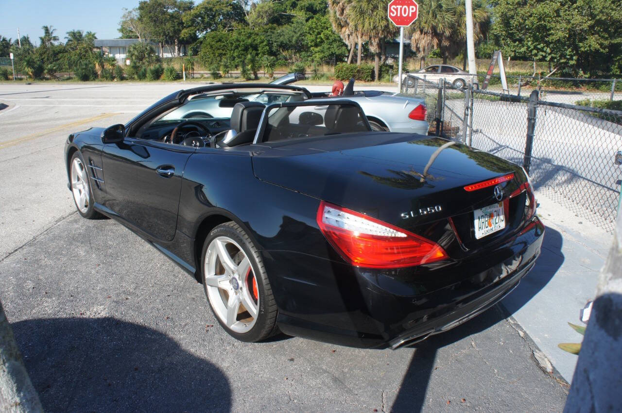 2013 Mercedes-Benz SL-Class 12