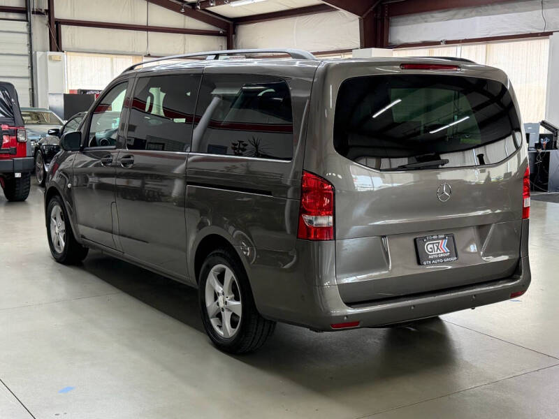2016 Mercedes-Benz Metris Passenger