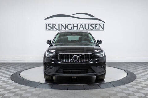 2023 Volvo XC40 B5 Plus Bright Theme